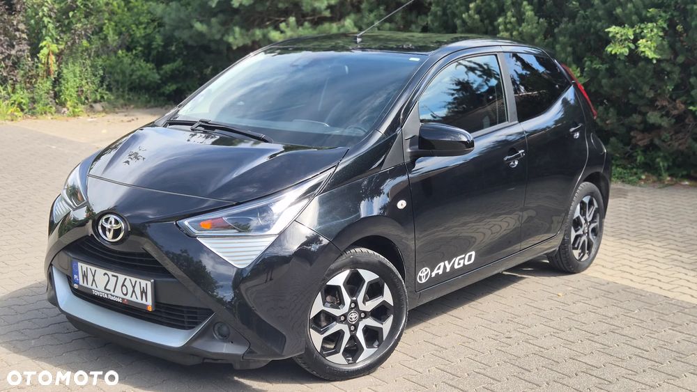 Toyota Aygo x.shift x-play connect - 1