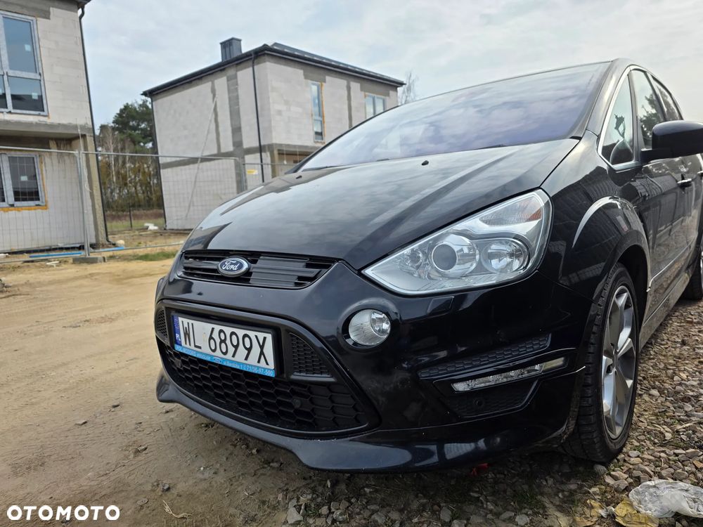 Ford S-Max - 16