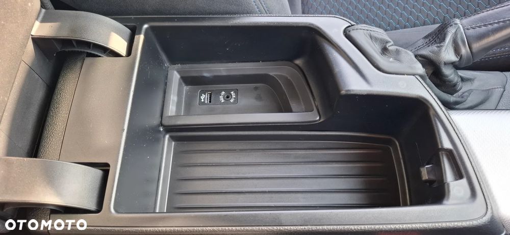 BMW Seria 1 120i M Sport Shadow - 23