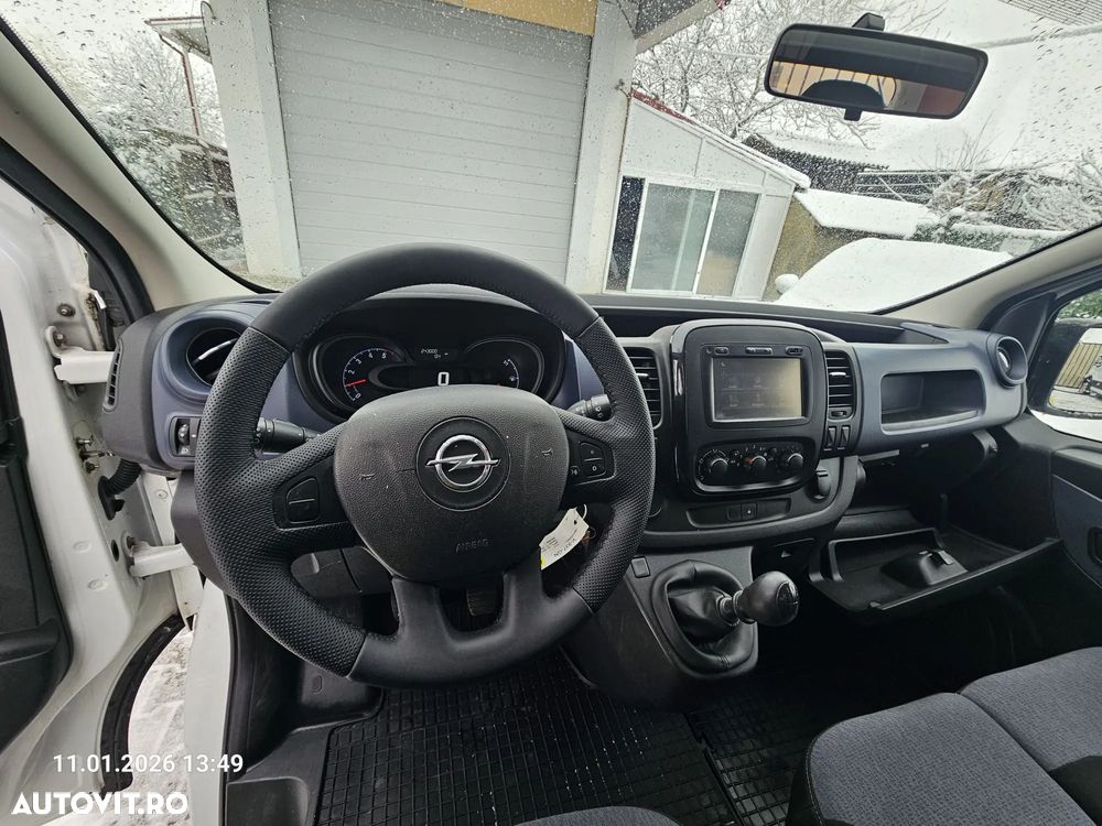 Opel Vivaro - 6