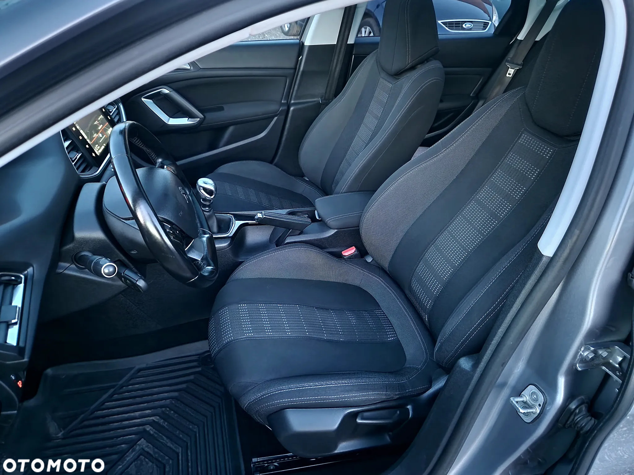 Peugeot 308 - 15