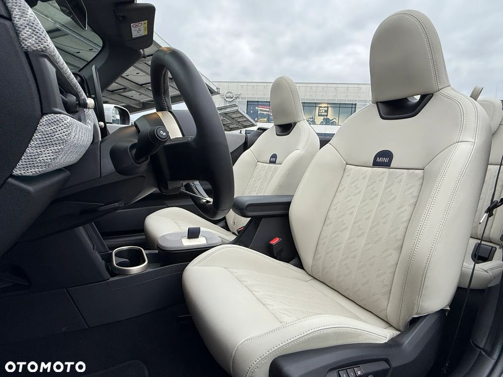 MINI John Cooper Works - 14