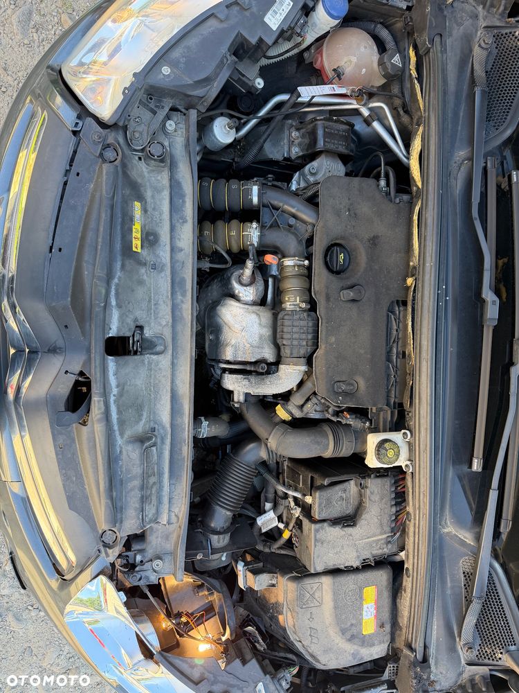 Citroën C4 HDi 115 Selection - 17