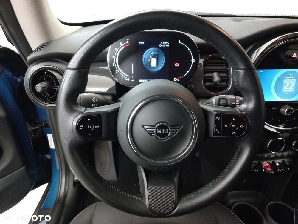 MINI ONE - 9