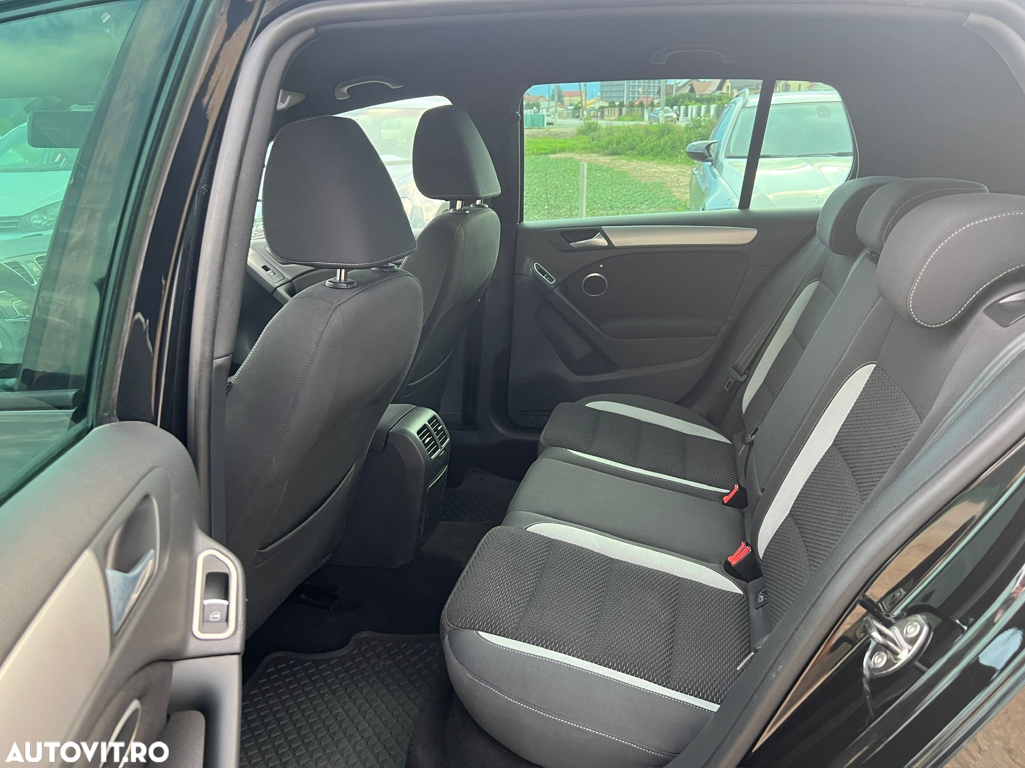 Volkswagen Golf Variant 1.4 TSI DSG Exclusive - 8