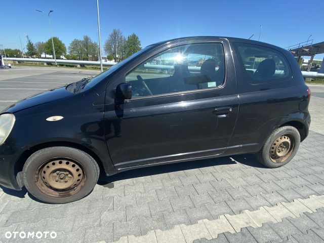Toyota Yaris - 5