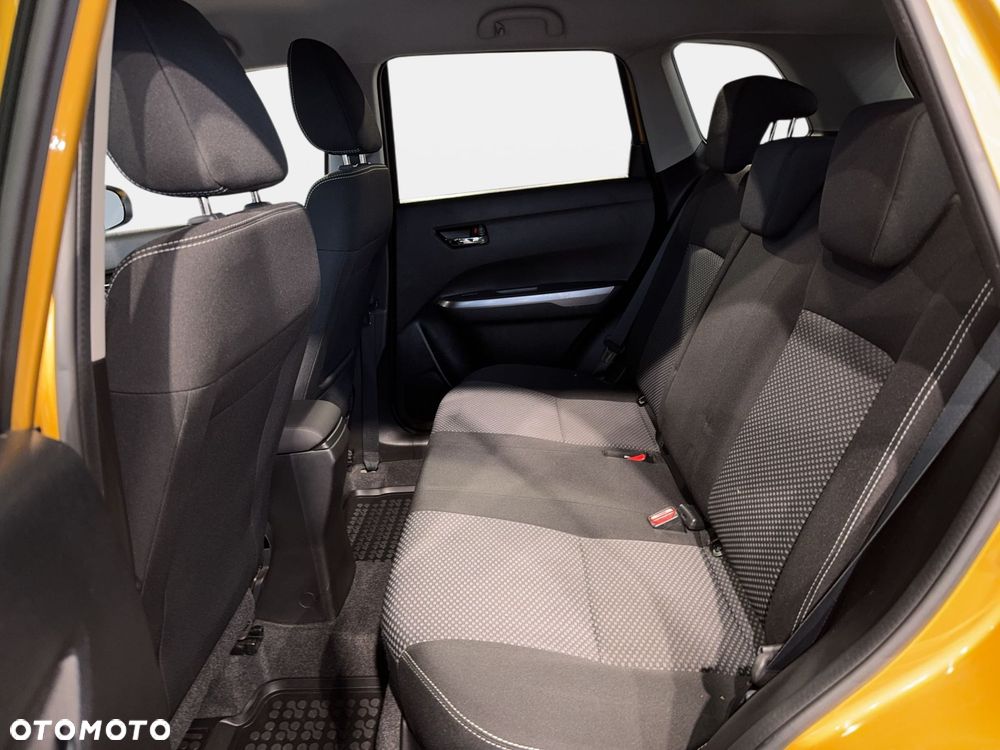 Suzuki Vitara - 12
