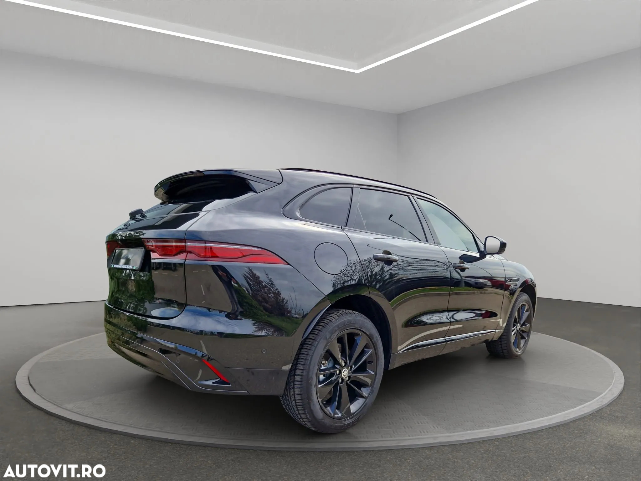 Jaguar F-Pace D200 AWD R-Dynamic SE - 6