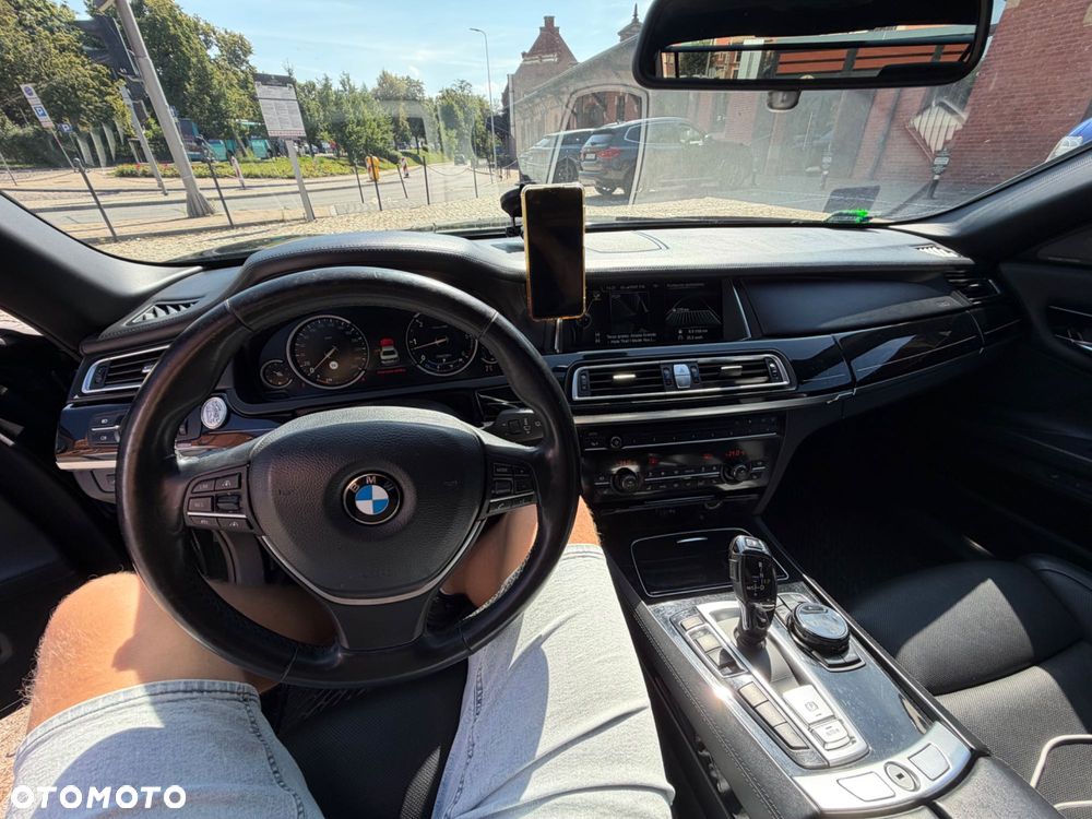 BMW Seria 7 - 7