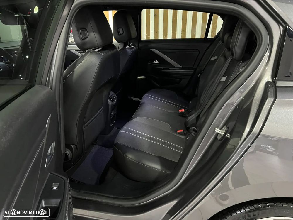 Opel Astra - 18