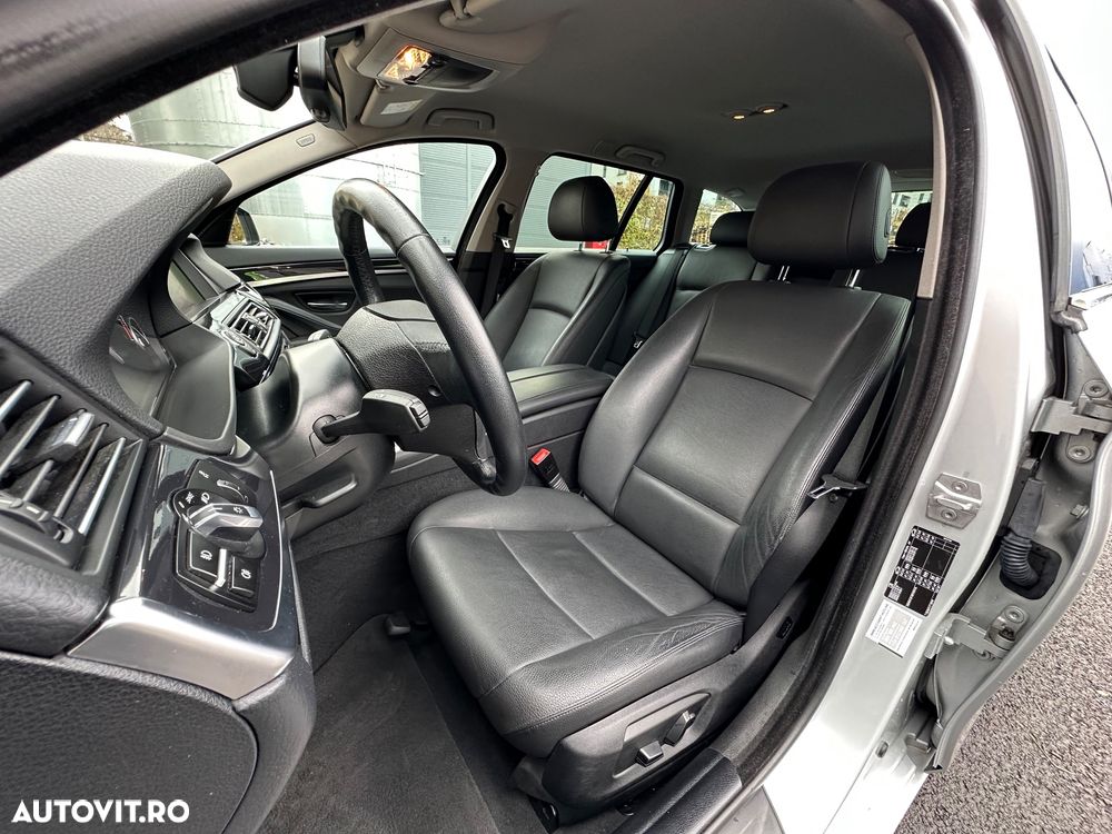 BMW Seria 5 520d Touring Aut. Luxury Line - 12