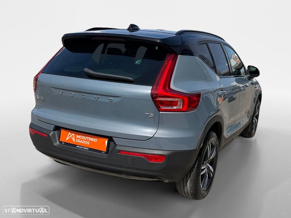 Volvo XC 40 1.5 T2 Plus Dark Auto - 5