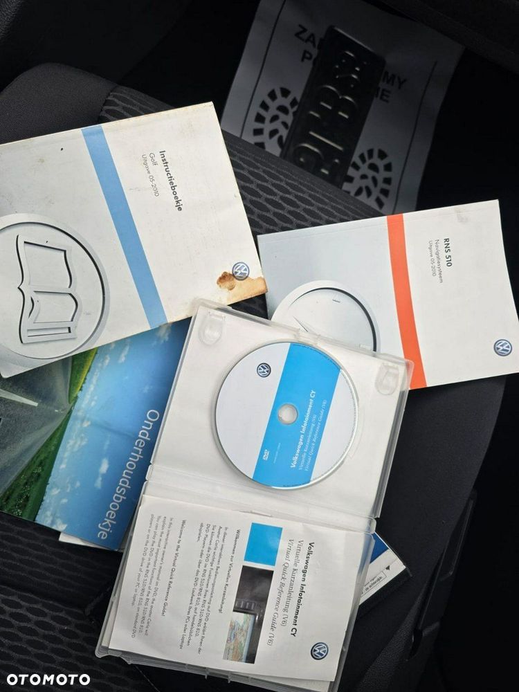 Volkswagen Golf - 16