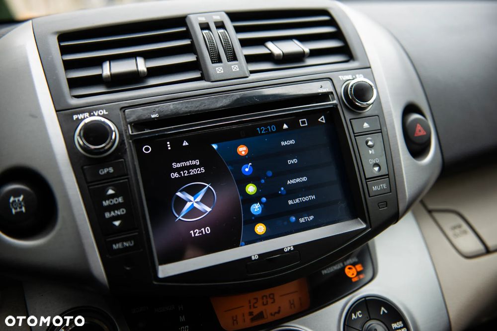 Toyota RAV4 2.0 4x4 Automatik Executive - 29