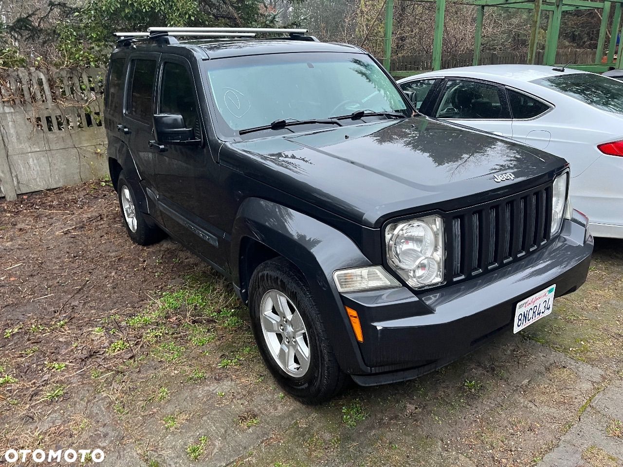 Jeep Liberty - 1