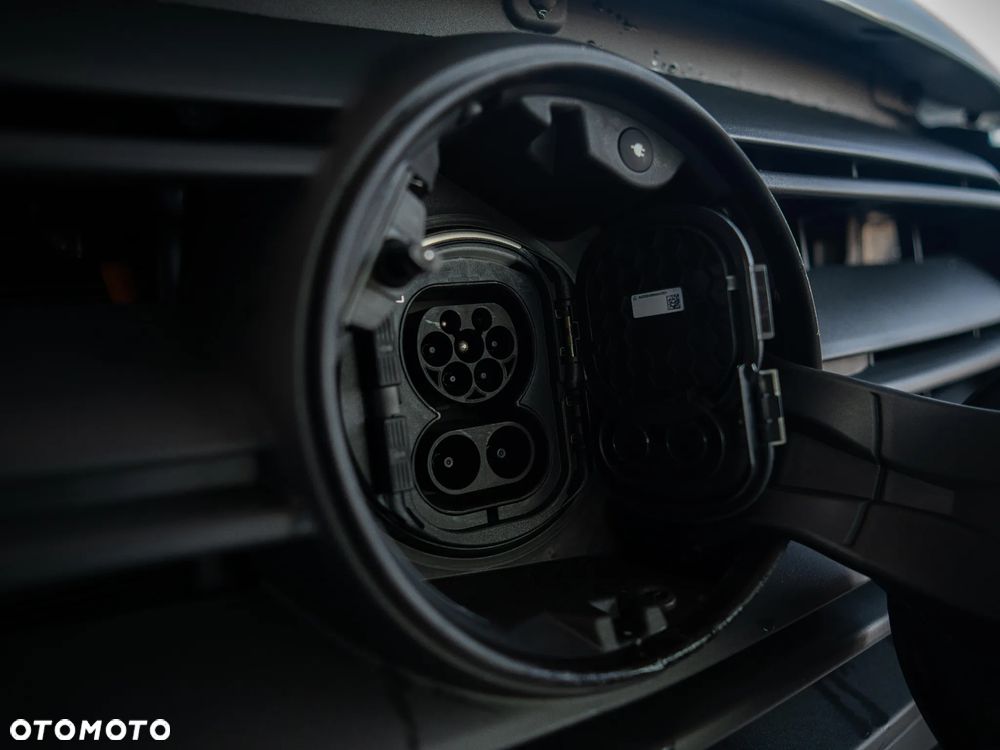 Mercedes-Benz eSprinter - 12
