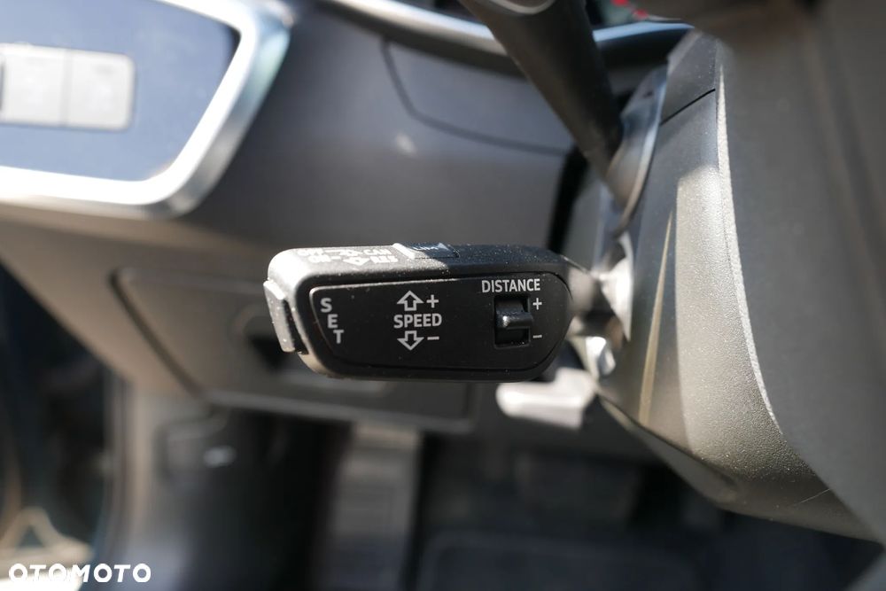 Audi A6 Avant 40 TDI quattro S tronic - 10