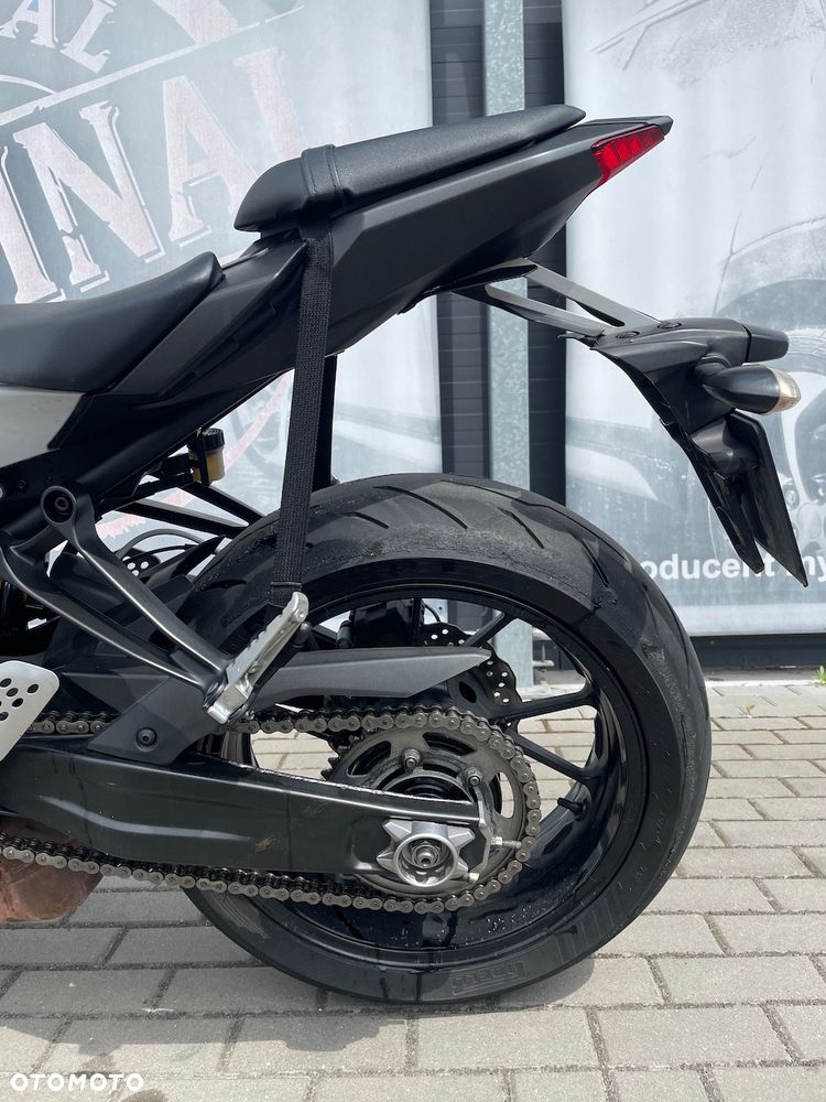 Yamaha MT - 11
