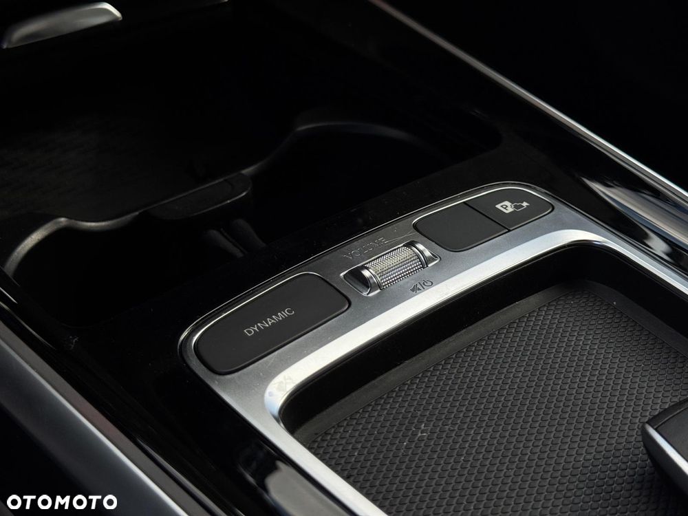 Mercedes-Benz GLB 200 d Progressive 8G-DCT - 13