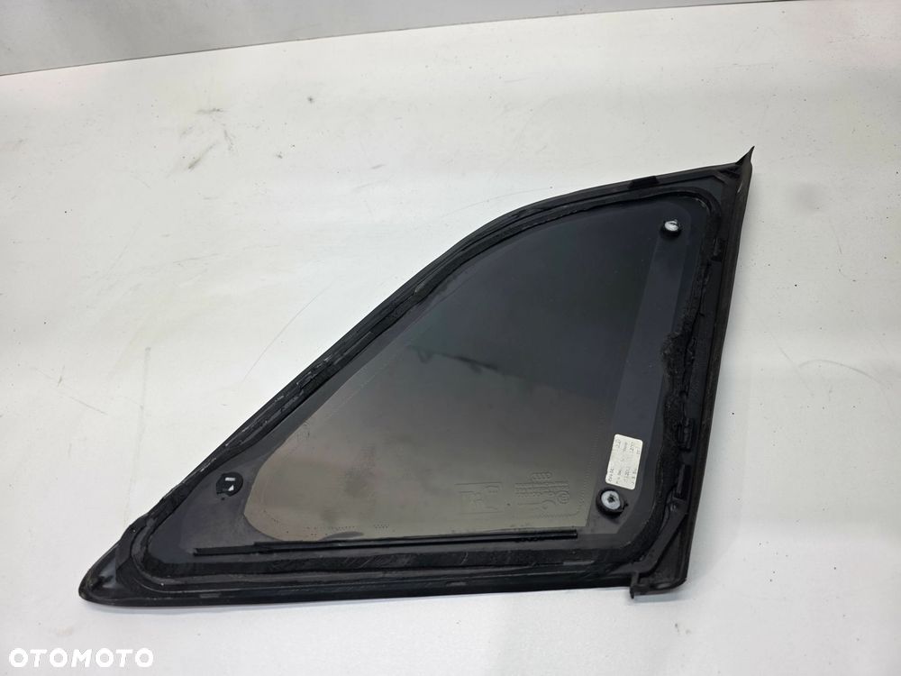 SZYBA KAROSERYJNA LEWY TYŁ AUDI A3 8V4 2012 ROK POD CHROM - 8
