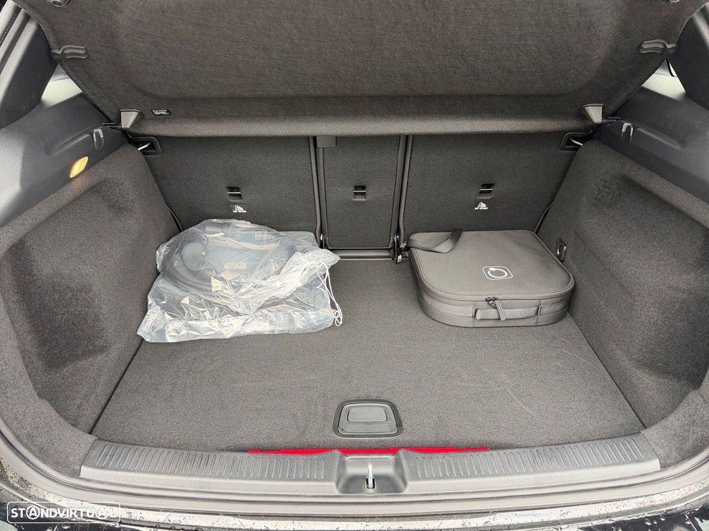 Mercedes-Benz B 250 e - 12