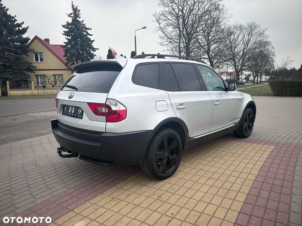 BMW X3 3.0i - 4