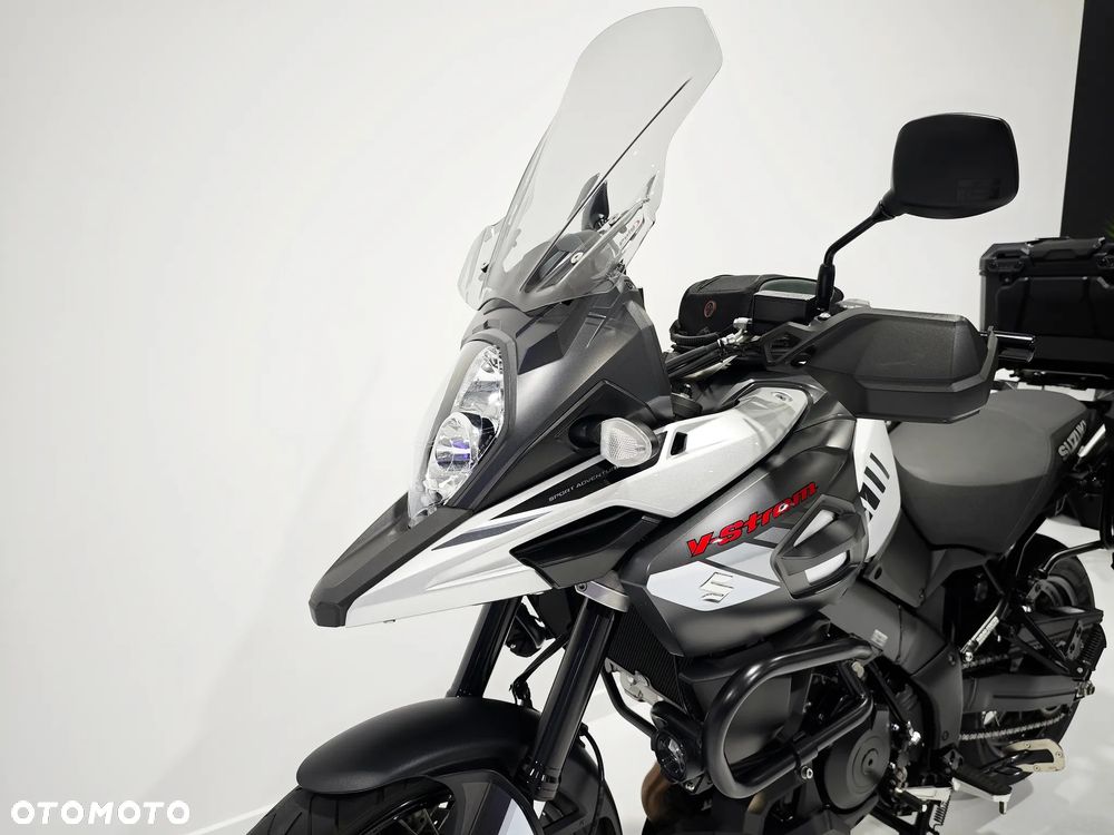 Suzuki V-STROM - 20