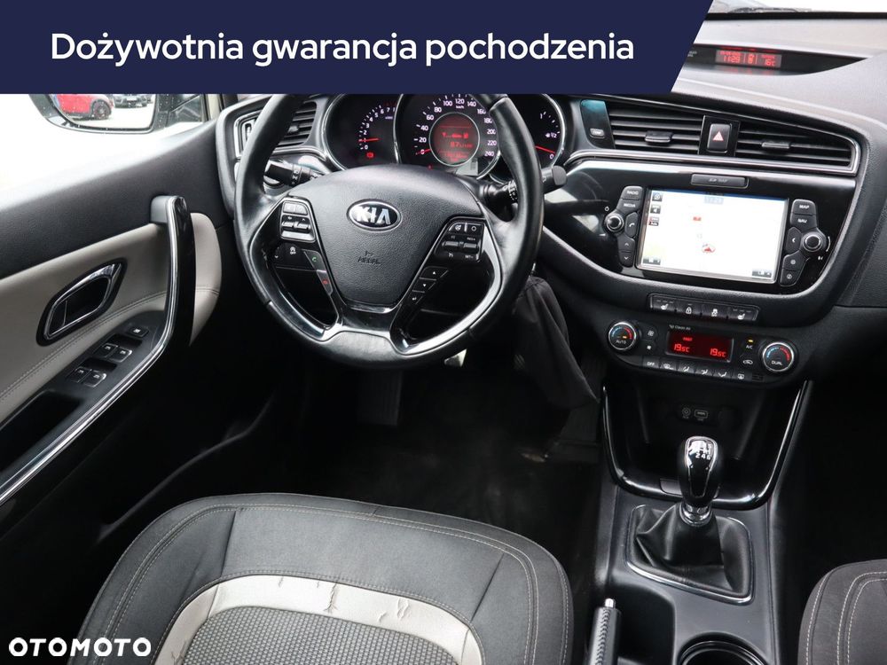 Kia Ceed - 9