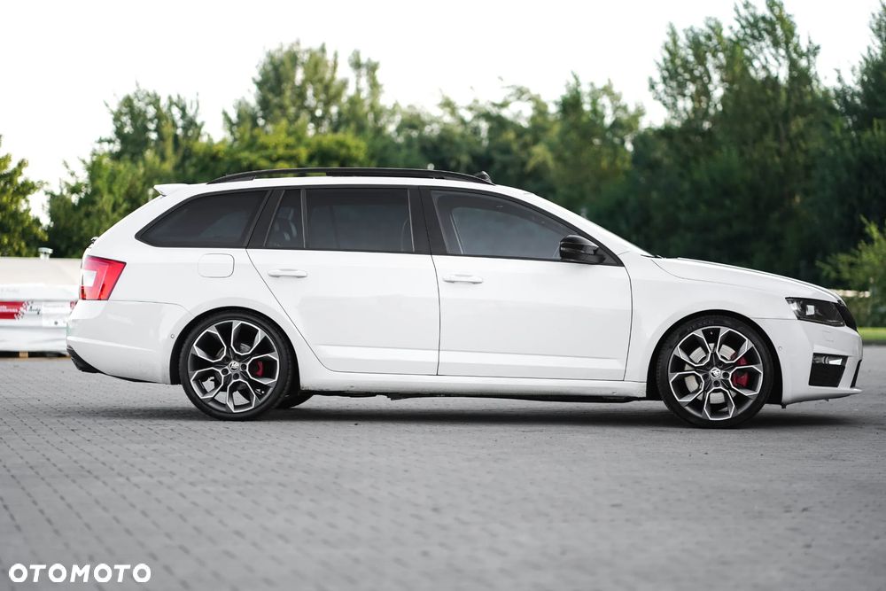 Skoda Octavia 2.0 TDI RS - 7