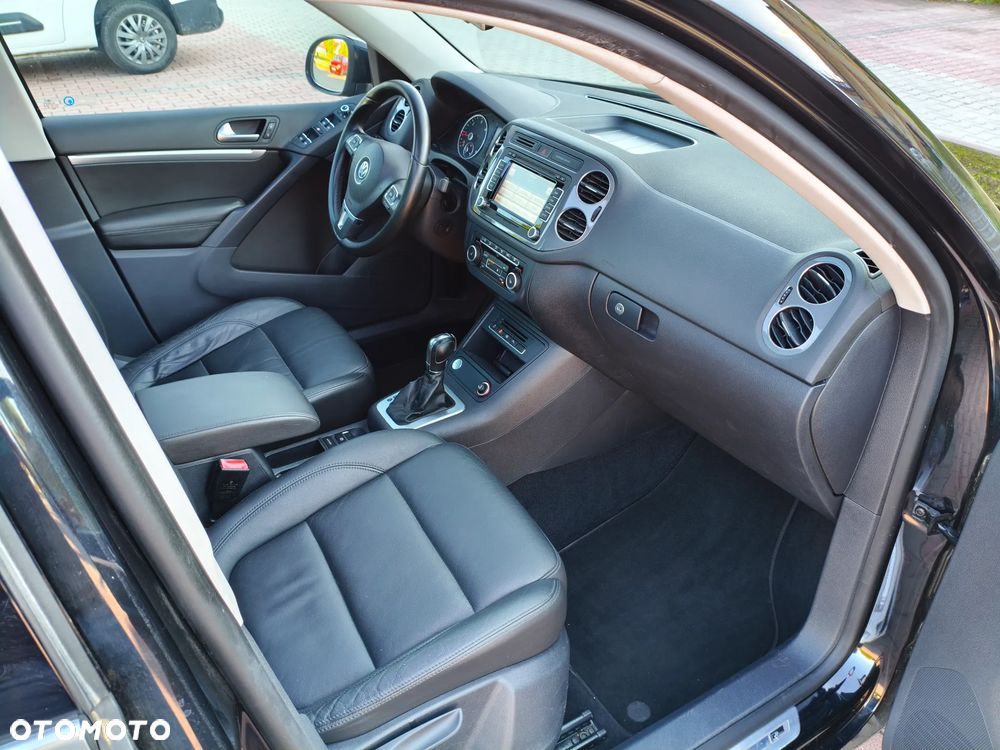 Volkswagen Tiguan 2.0 TDI 4Mot Perfectline R-Style DSG - 27