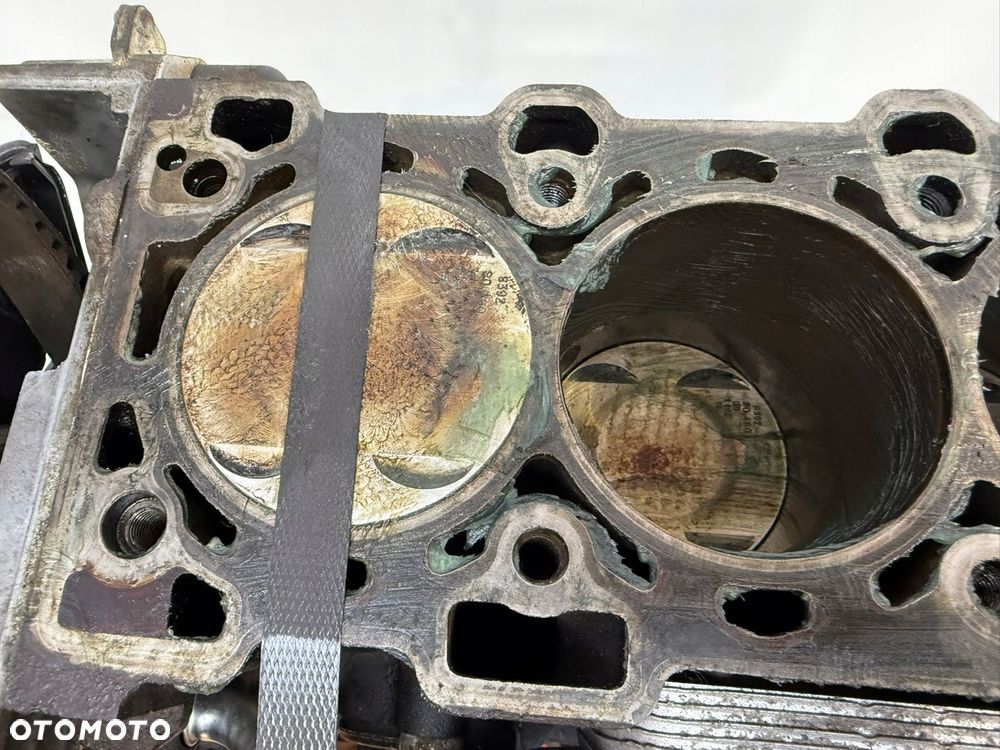 DÓŁ SILNIKA Z18XER Opel Astra III H Zafira B Vectra C 1.8 16V blok 55559703 - 5