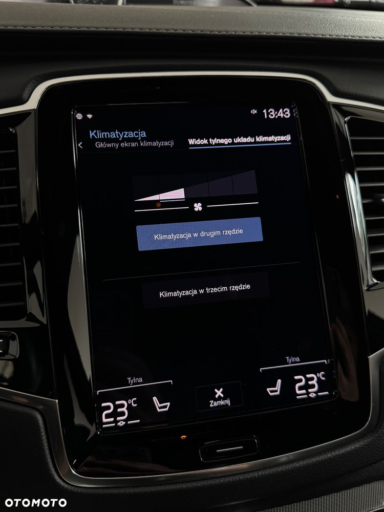 Volvo XC 90 T8 AWD Plug-In Hybrid R-Design 7os - 31