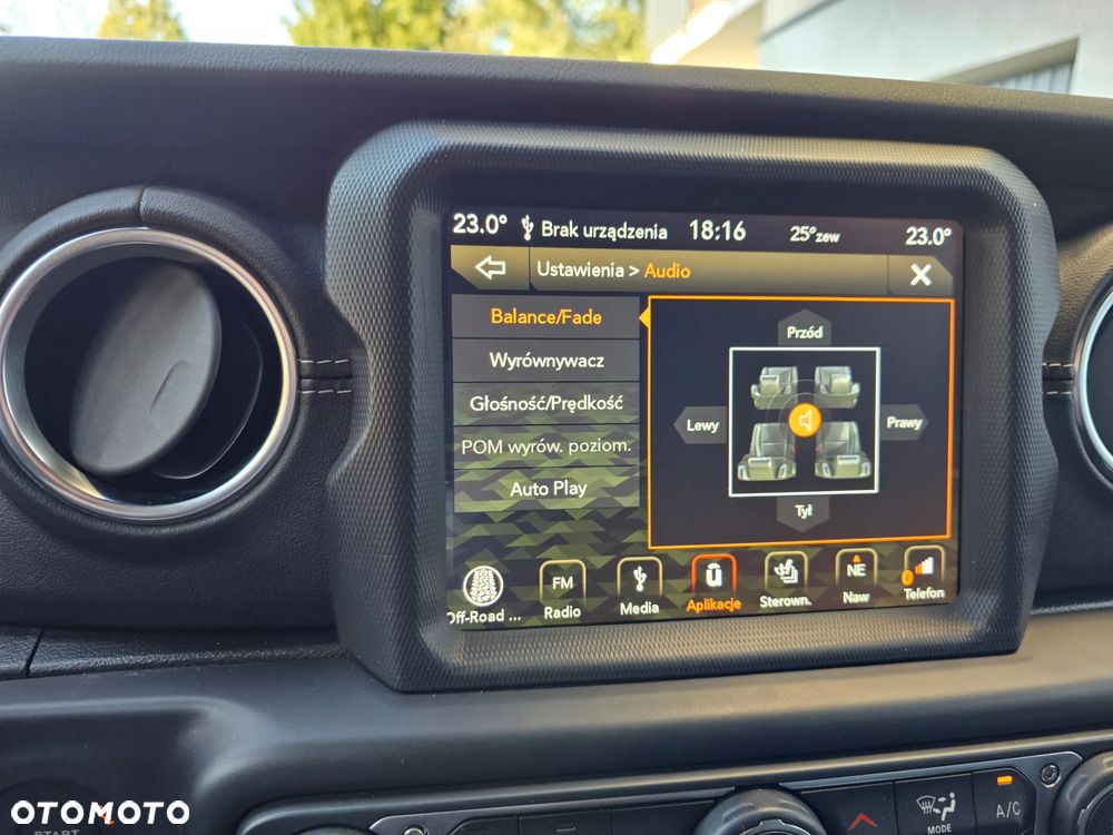 Jeep Wrangler Unlimited 2.2 CRD Sahara - 40