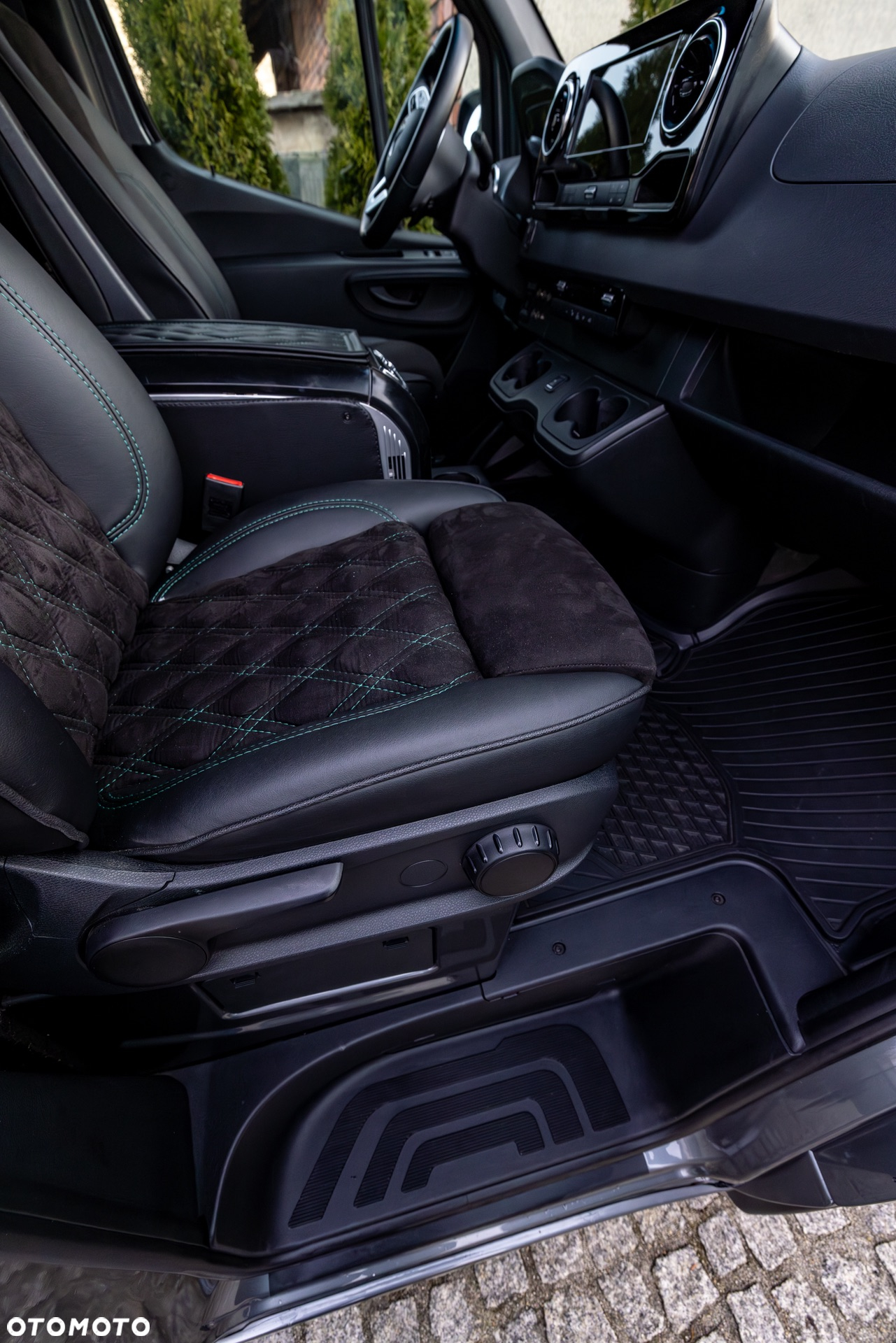 Mercedes-Benz Sprinter - 6