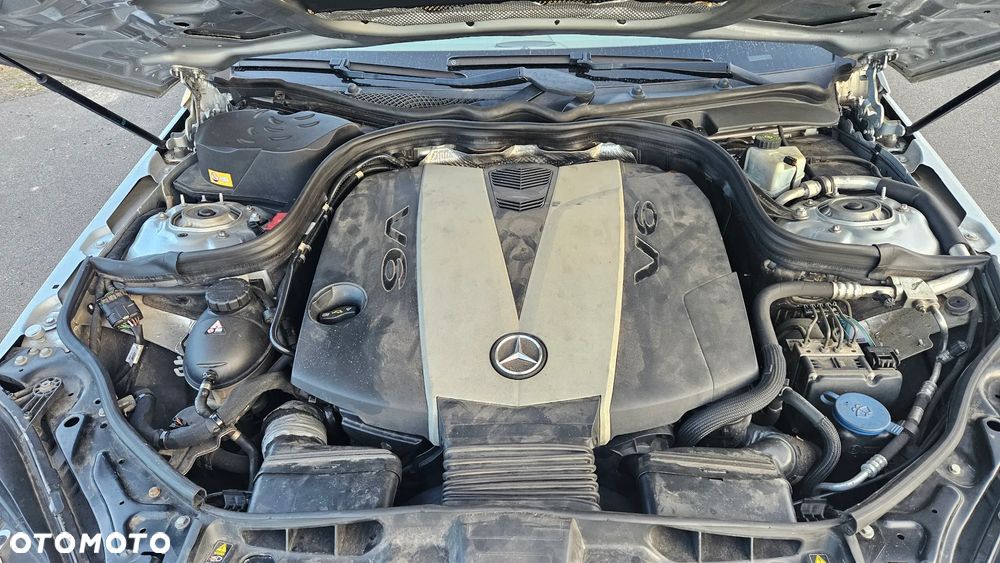 Mercedes-Benz Klasa E 300 CDI DPF BlueEFFICIENCY 7G-TRONIC Elegance - 26
