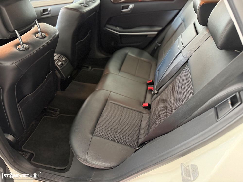 Mercedes-Benz E 220 CDi Classic BlueEfficiency - 28