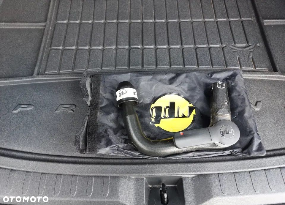 Toyota RAV4 - 7