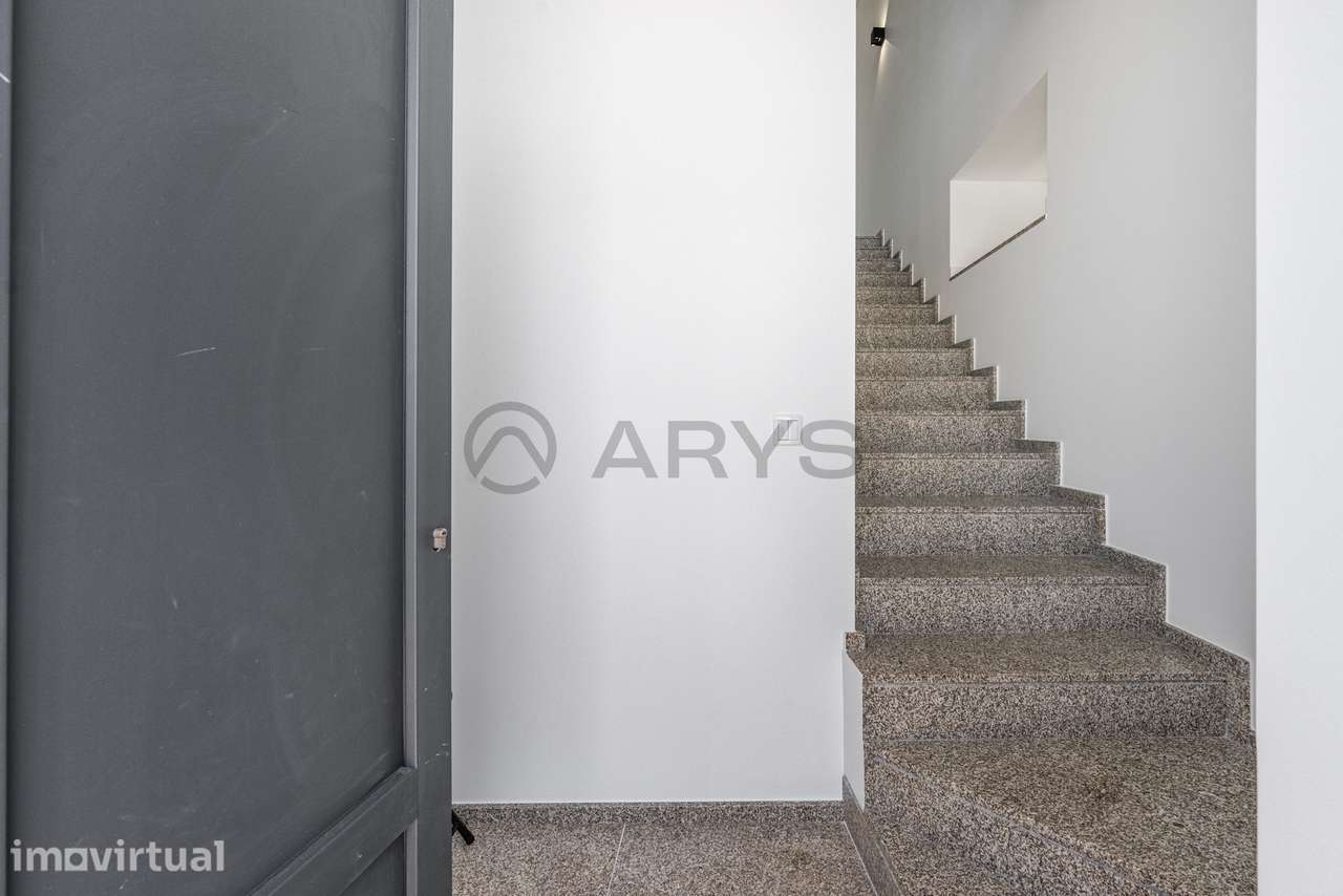 APARTAMENTO T2 SEMI-NOVO EM CABREIROS, BRAGA - Grande imagem: 2/14