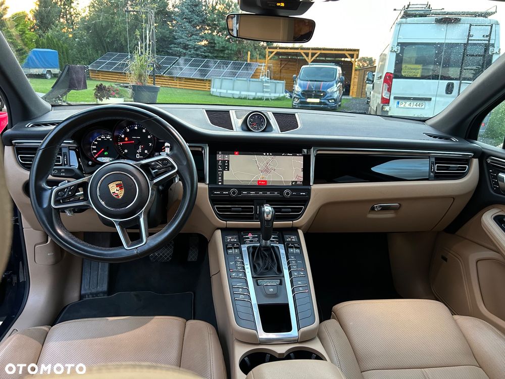 Porsche Macan - 13