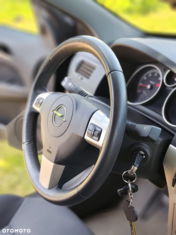 Opel Astra 1.6 Sport - 13