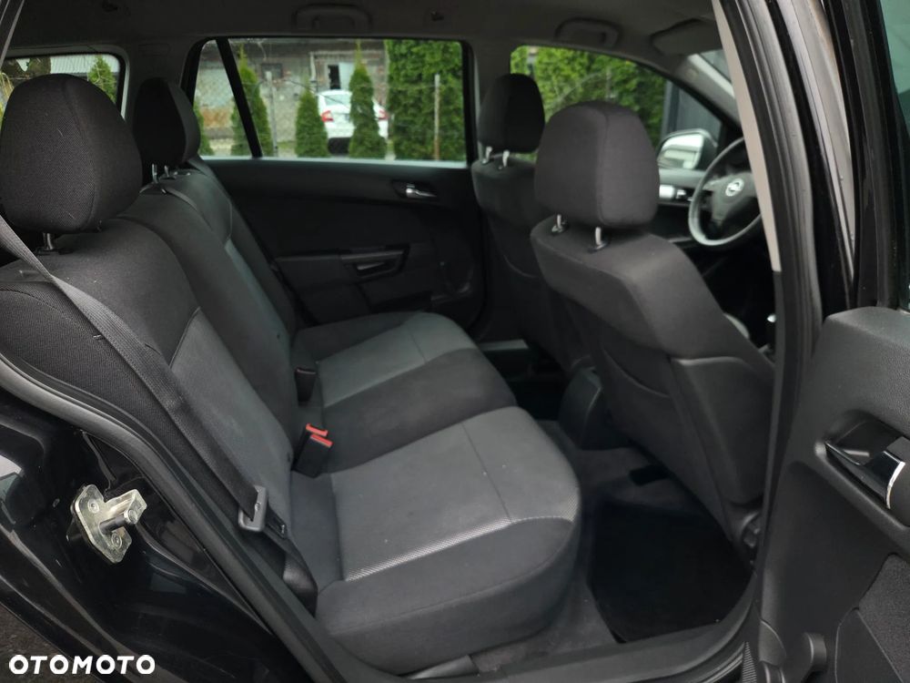 Opel Astra 1.7 CDTI DPF - 16