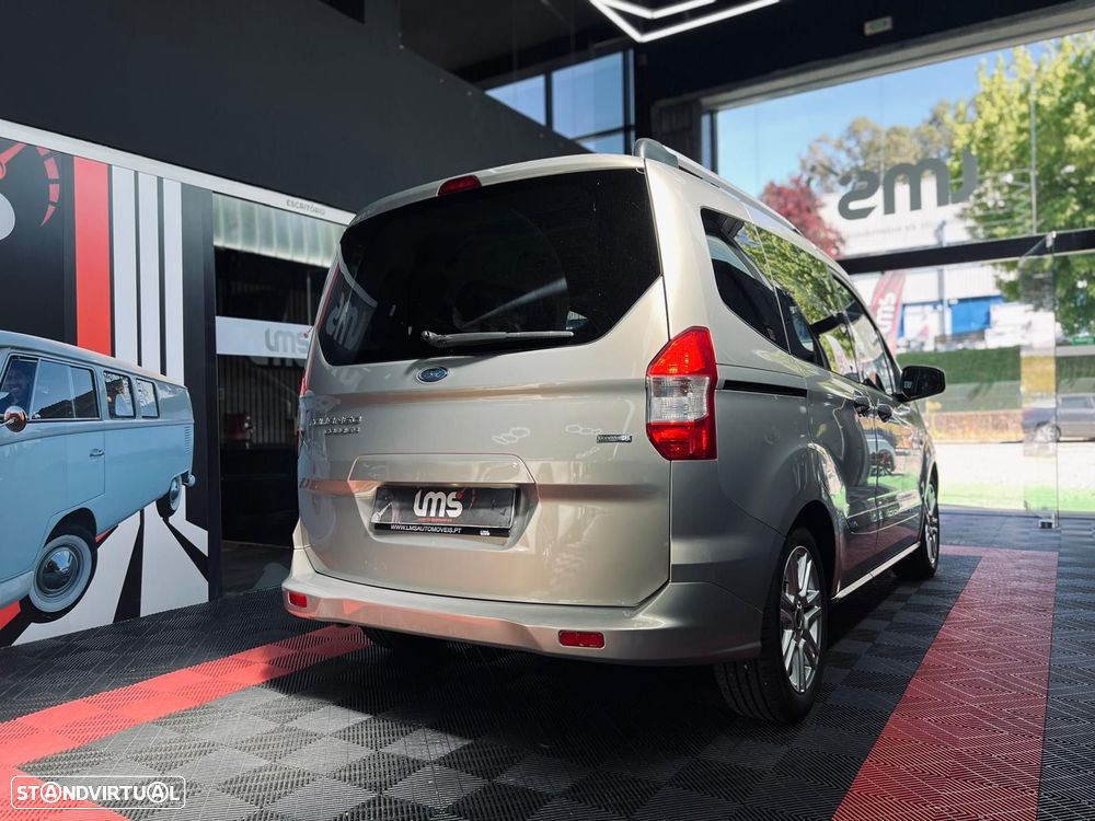 Ford Tourneo Courier 1.0 EcoBoost Titanium - 12