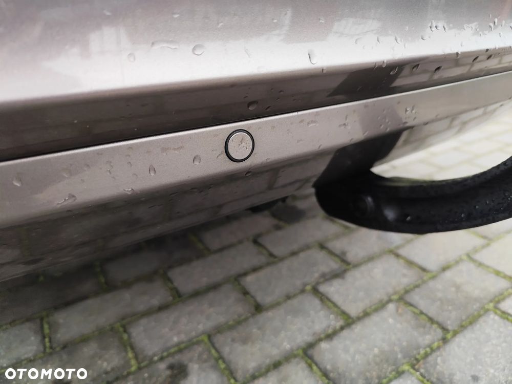 Skoda Superb 2.0 TDI Family - 14