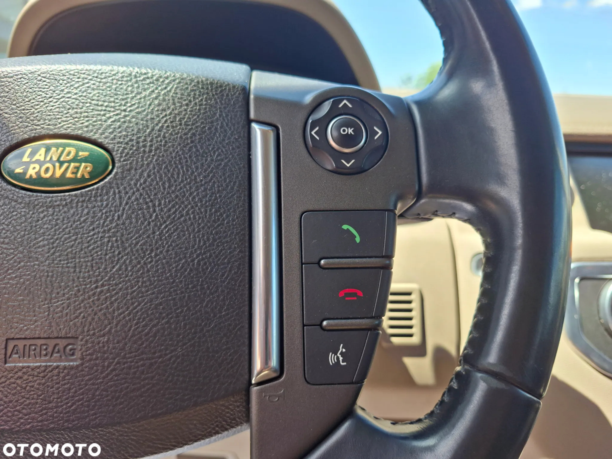 Land Rover Discovery IV 3.0D V6 HSE - 15