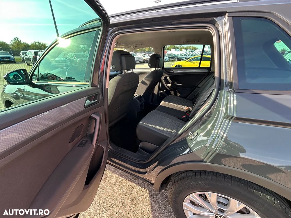 Volkswagen Tiguan - 9