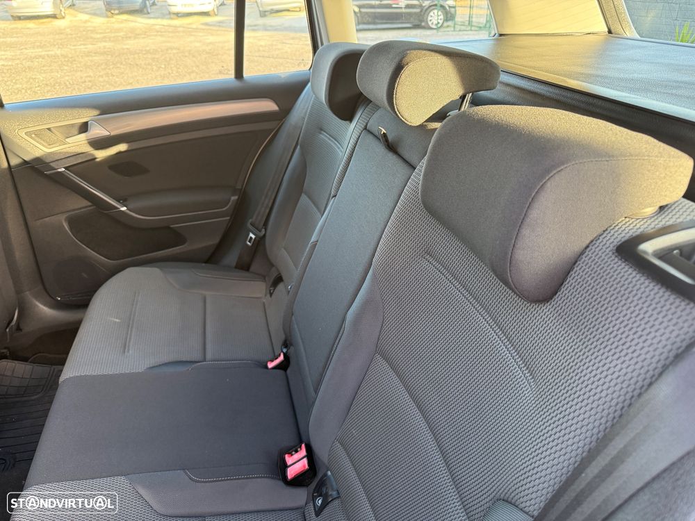 VW Golf Variant 1.6 TDi BlueMotion Trendline - 21