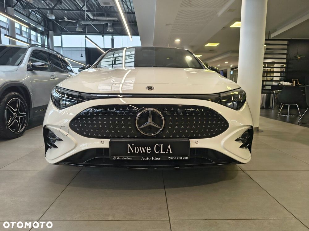 Mercedes-Benz CLA - 2