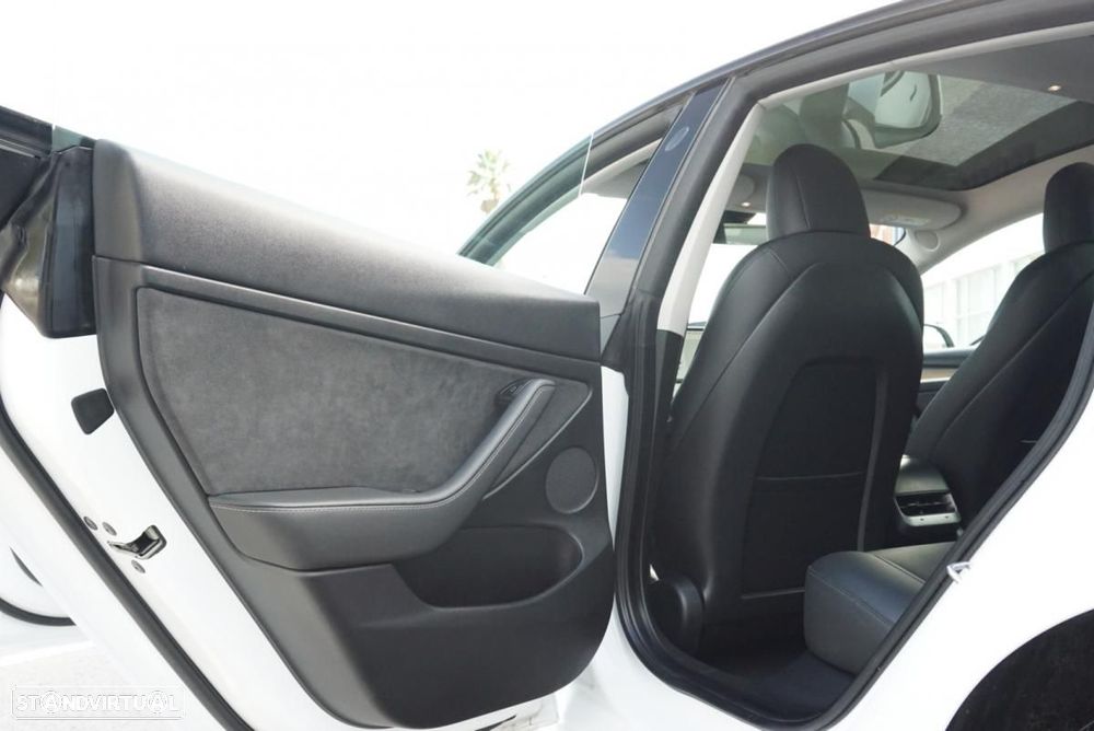 Tesla Model 3 Long Range AWD Dual Motor - 27