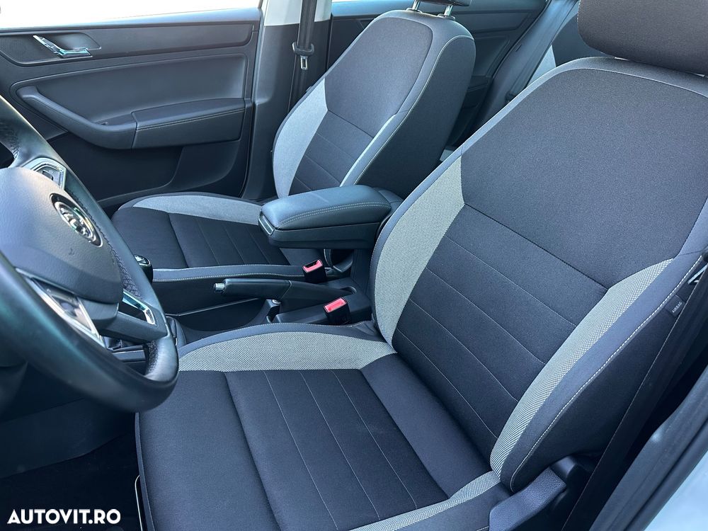 Skoda RAPID Spaceback 1.2 TSI Ambition - 12