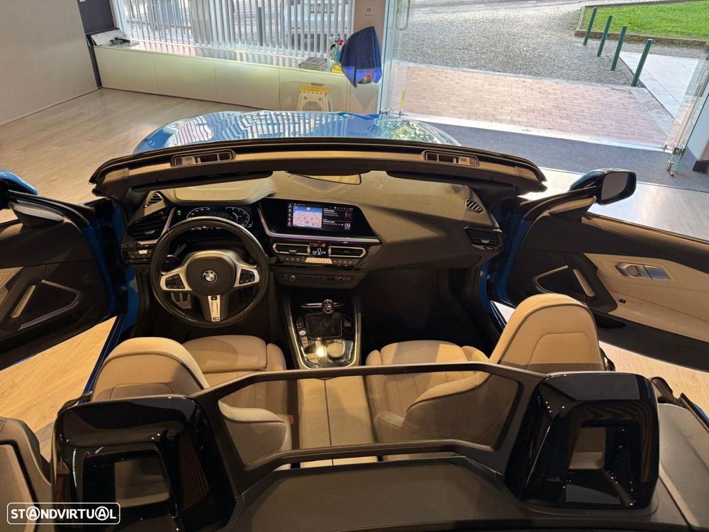 BMW Z4 20 i Pack M - 10